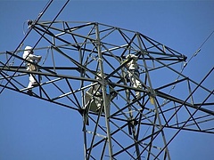 Odacsapott a kormány az energiacégeknek