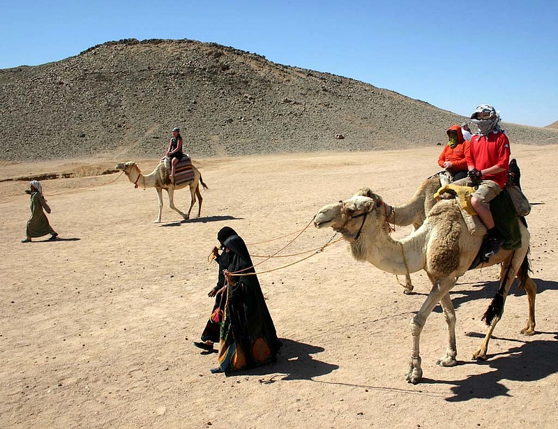 Óvatosságra inti az Egyiptomba utazókat a Külügy