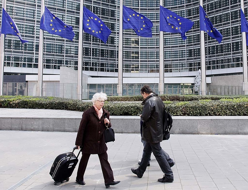 Rábólintott az Európai Bizottság a tranzakciós adóra