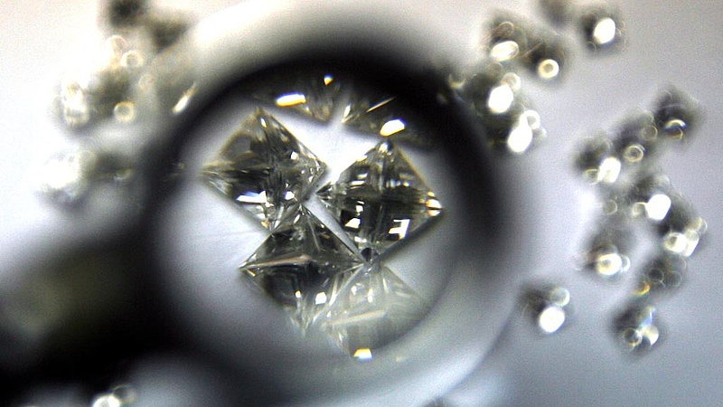 A Pandora mostantól csak szintetikus gyémántból készít ékszereket