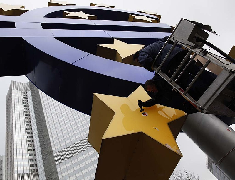 Éles bírálatot kapott az ECB házon belülről