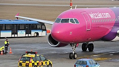 Váratlan hír a Wizz Airről, zuhan az árfolyam