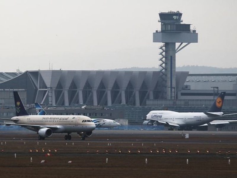 Sztrájk miatt több tucat járatot töröltek a Frankfurtban