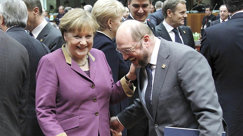 Fordulat után fordulat és Merkel nevet a végén