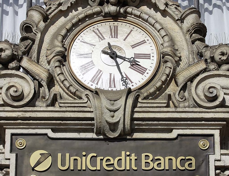 A UniCredit bezárta valamennyi kijevi bankfiókját