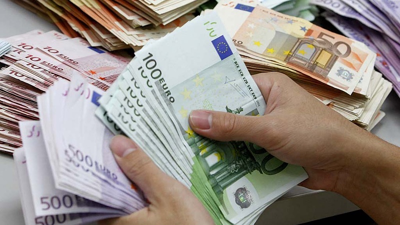 Ukrajna 1,25 milliárdnyi eurókötvényt bocsátott ki
