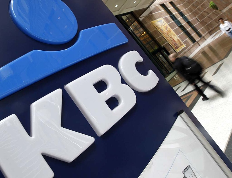 Durván szigorít a hitelezés feltételein a KBC, a K&H-t is érinti a döntés