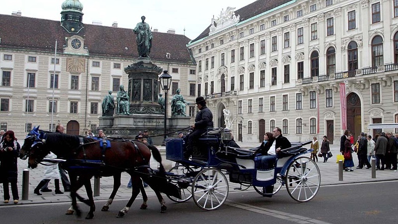 Bécs városa cégekbe vásárolja be magát, hogy mentse a munkahelyeket