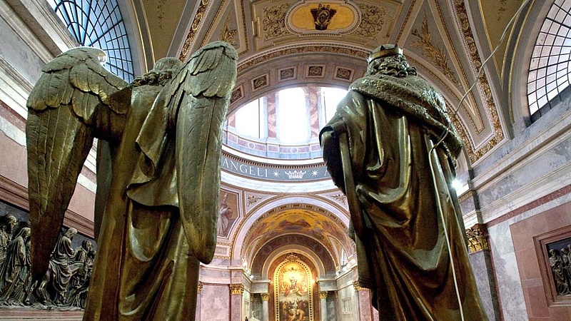 Plusz kétmilliárd megy a budapesti eucharisztikus kongresszusra