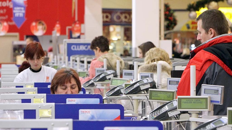 Sokkal nagyobb a baj a magyar boltokban, mint a kormány gondolja