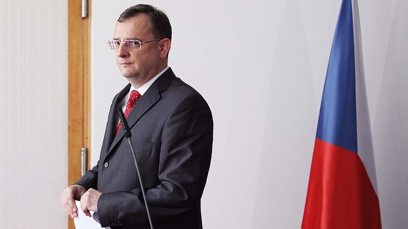 Hamis tanúskodás miatt vádat emeltek a volt cseh kormányfő ellen