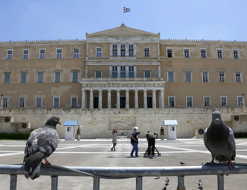 Kész az újabb görög megszorító csomag
