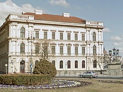 Nem várt fordulat a magyar milliárdos és az állami bank perében