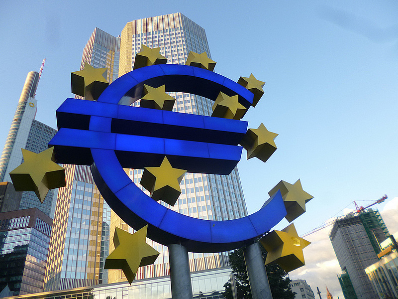 Németországban bírálják az ECB meglepetésszerű kamatcsökkentését