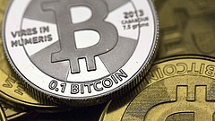 Nem bír leállni a bitcoin