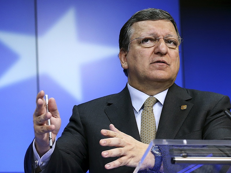 Ami Ukrajna keleti részén zajlik, az háború - Barroso