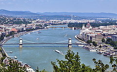 Alulteljesített Budapest