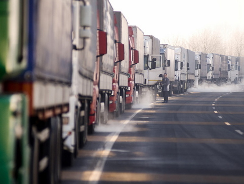 Támadják a kamionsofőröket a koronavírus miatt