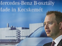 Magyar állami kitüntetést kapott a baden-württembergi belügyminiszter és a kecskeméti Mercedes-gyár igazgatója