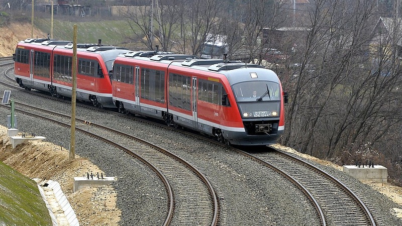 Tovább drágul a Budapest-Esztergom vasút