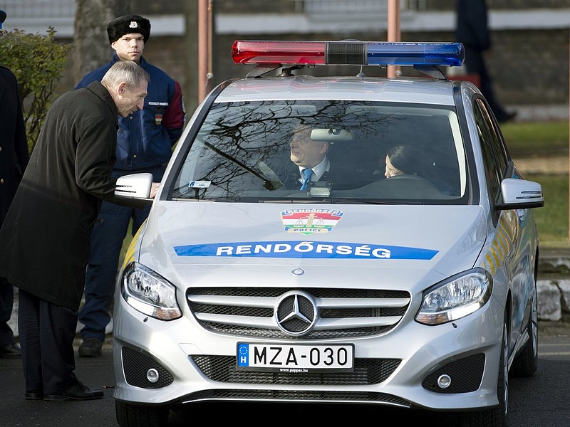 A rendőrök forgatják fel a magyar autópiacot - mutatjuk, ki kaszál a legtöbbet