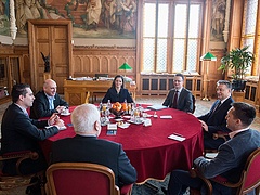 Rendkívüli értekezletet hívott össze Orbán szombatra