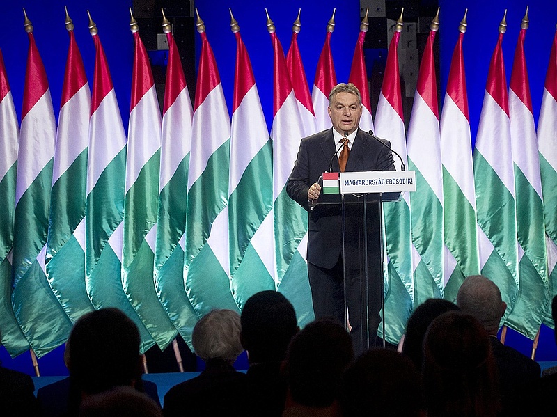 Orbán: az erő után a figyelem időszaka következik