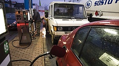 A magyarok bármennyit kifizetnek üzemanyagra?