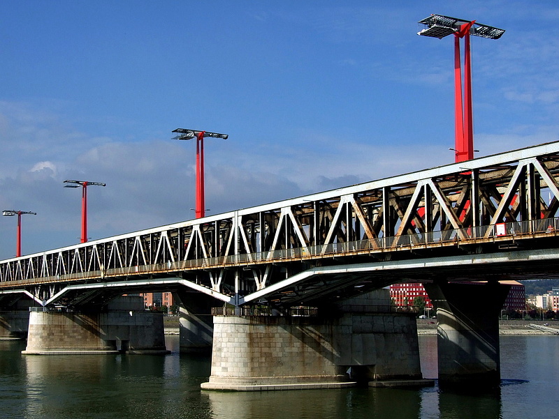 Tovább drágult a Déli összekötő vasúti híd