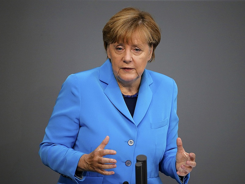 Menekültek: Merkel ismét megszólalt