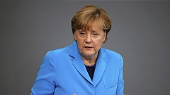 Bejelentést tett Merkel: egy fontos dolgon változtatna