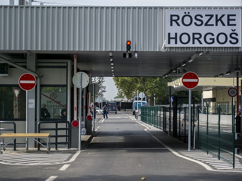 Sokat kell várakozni a szerb-magyar határon