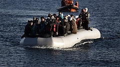 Lezárhatják a dél-olasz kikötőket a menekültek előtt