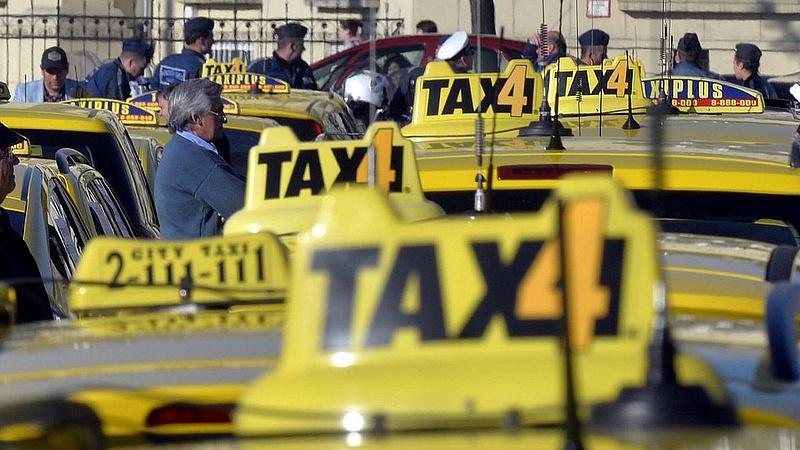 Összeomlás előtt áll a fővárosi taxis közlekedés