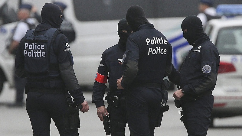 Robbanóöves terroristák fogtak Brüsszelben?