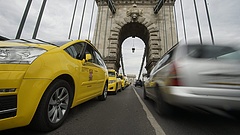 Kemény lépésre készül Budapest - kiszórnak szinte minden taxit (frissítve)