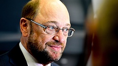 A magyar kormánynak is üzent Schulz
