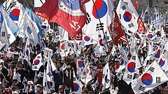 Ennyi volt: végleg lelépett a dél-koreai elnök