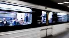 Kétszázezer ajtónyitáson vannak túl az új metrókocsik