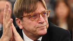 Verhofstadt kihagyná az Orbán-kormányt a pénzosztásból