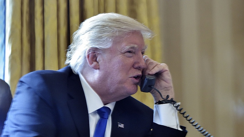 Trump: megadtam a számomat Kimnek, bármikor hívhat