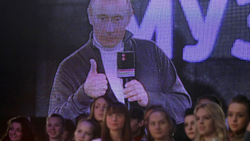 Kezdődik Putyin nagy színjátéka: 70/70 a cél