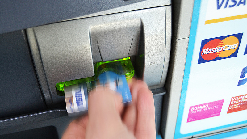 Mastercard és Visa bankkártyák: Európa felveszi a kesztyűt