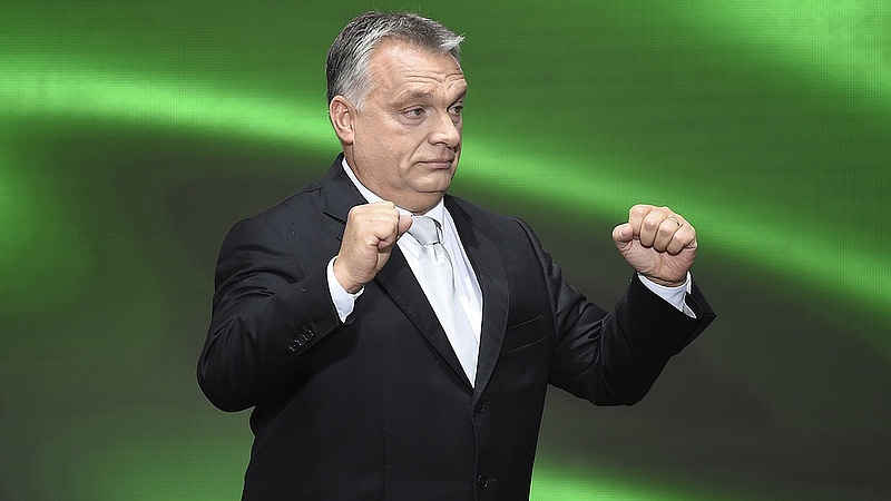 Orbán: A globalizmus erői homo brüsszelicusokká gyúrják a magyarokat