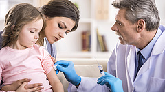 Új védőoltást kap minden gyerek szeptembertől 