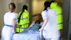 Összevissza beszél a kormány a kórházakról - Furcsa számok, furcsa magyarázatok