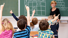 Borulhat a kormány terve a tanárok beoltásán