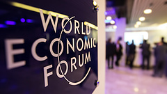 Davos: emberközpontú világ miatt gyűltek össze a világ vezetői