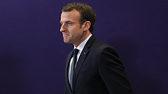 Átszabja kormányát Macron 
