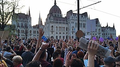 Így lehet közlekedni Budapesten a tüntetés miatt